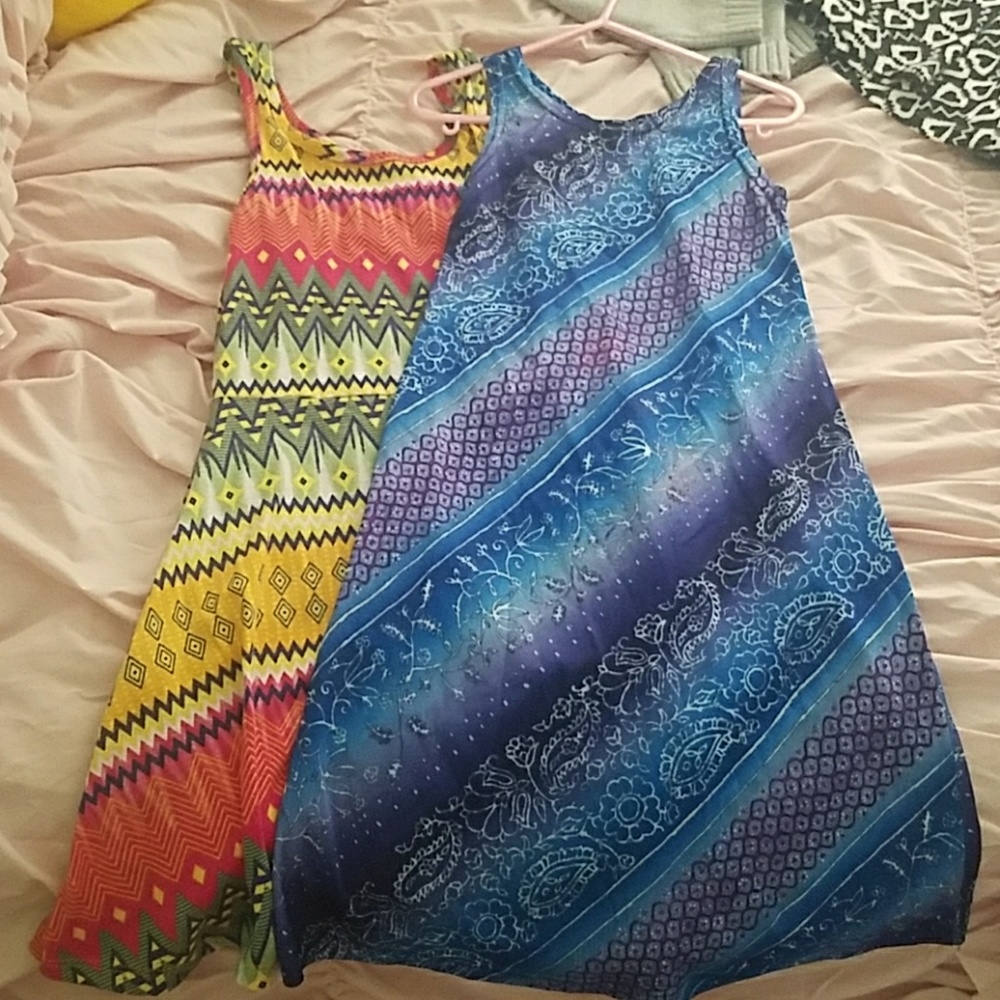 Summer dresses - Picture 2 of 2